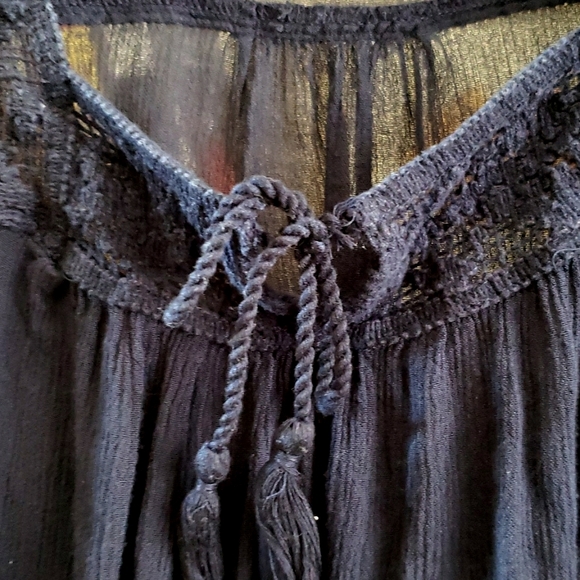 Cropped Peasant Blouse - Picture 3 of 4